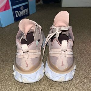 Used but good condition Nike reacts element 55s side 7.5